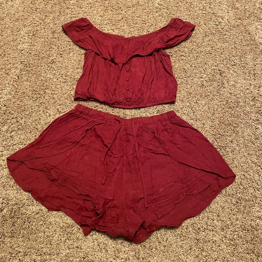 Two Piece Honey Punch Burgundy off the shoulders top & shorts with floral print